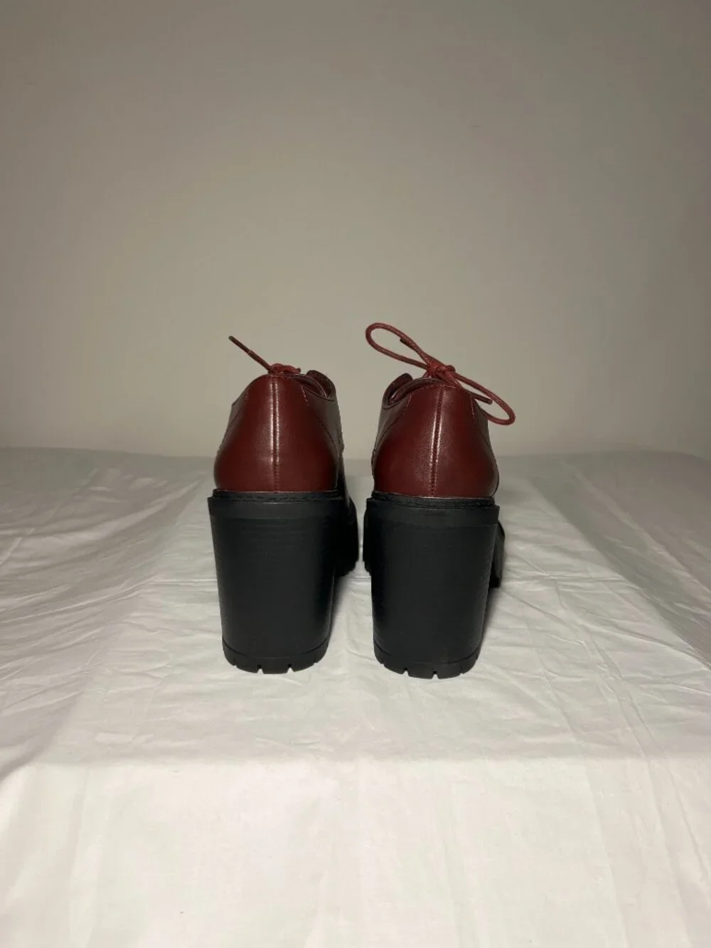 Torrid Women’s 7WW Burgundy/Black Lace-Up Heeled Oxford Chunky lug Platform
